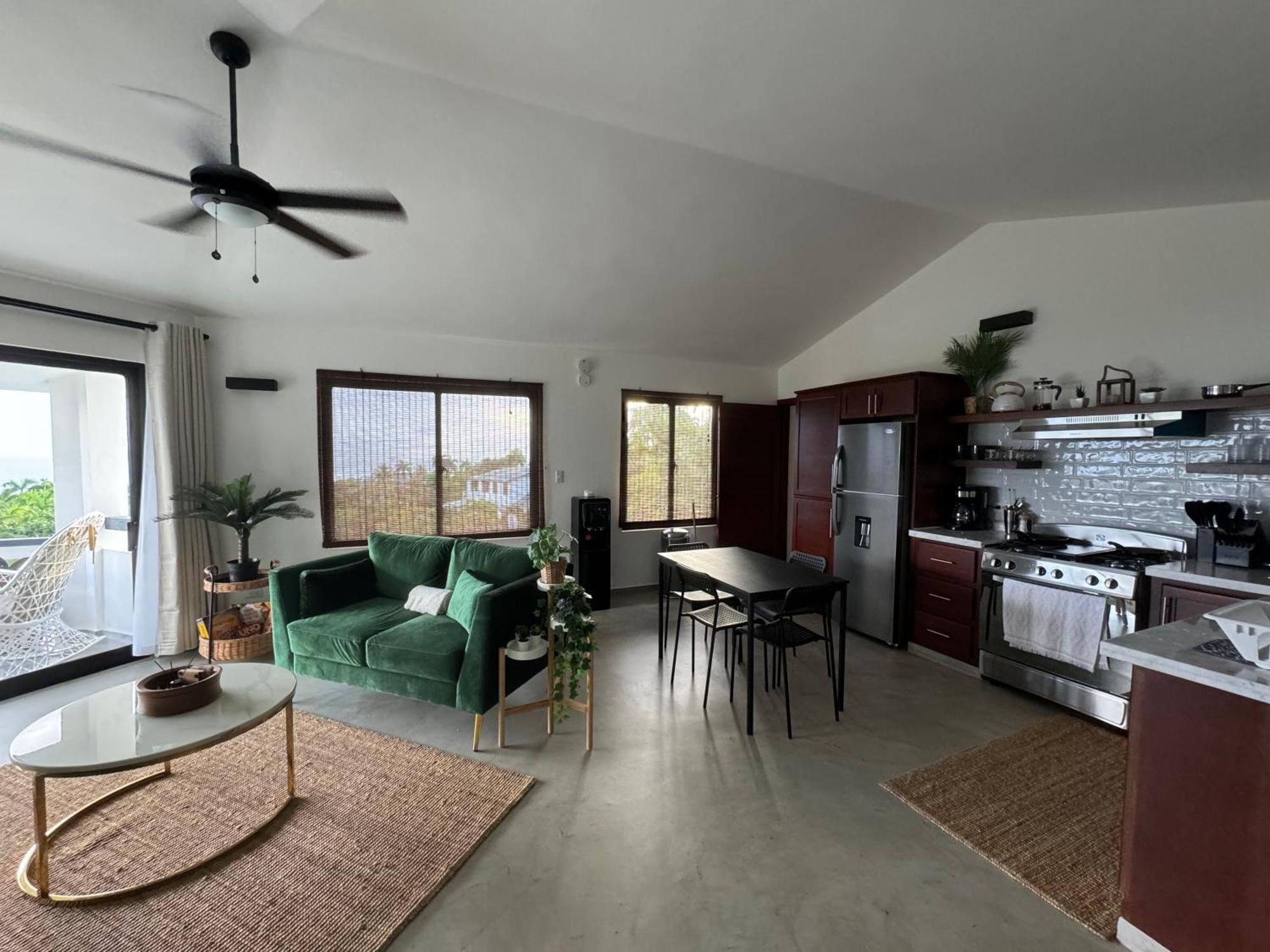 Catalina, Cabrera Oceanview Multi 2 Bd 2 Bath Condo Units With Balcony And Pool Exterior photo